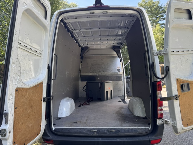 Used 2016 Mercedes-Benz Sprinter 2500 image 23
