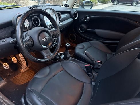 Used 2011 MINI Cooper S image 11