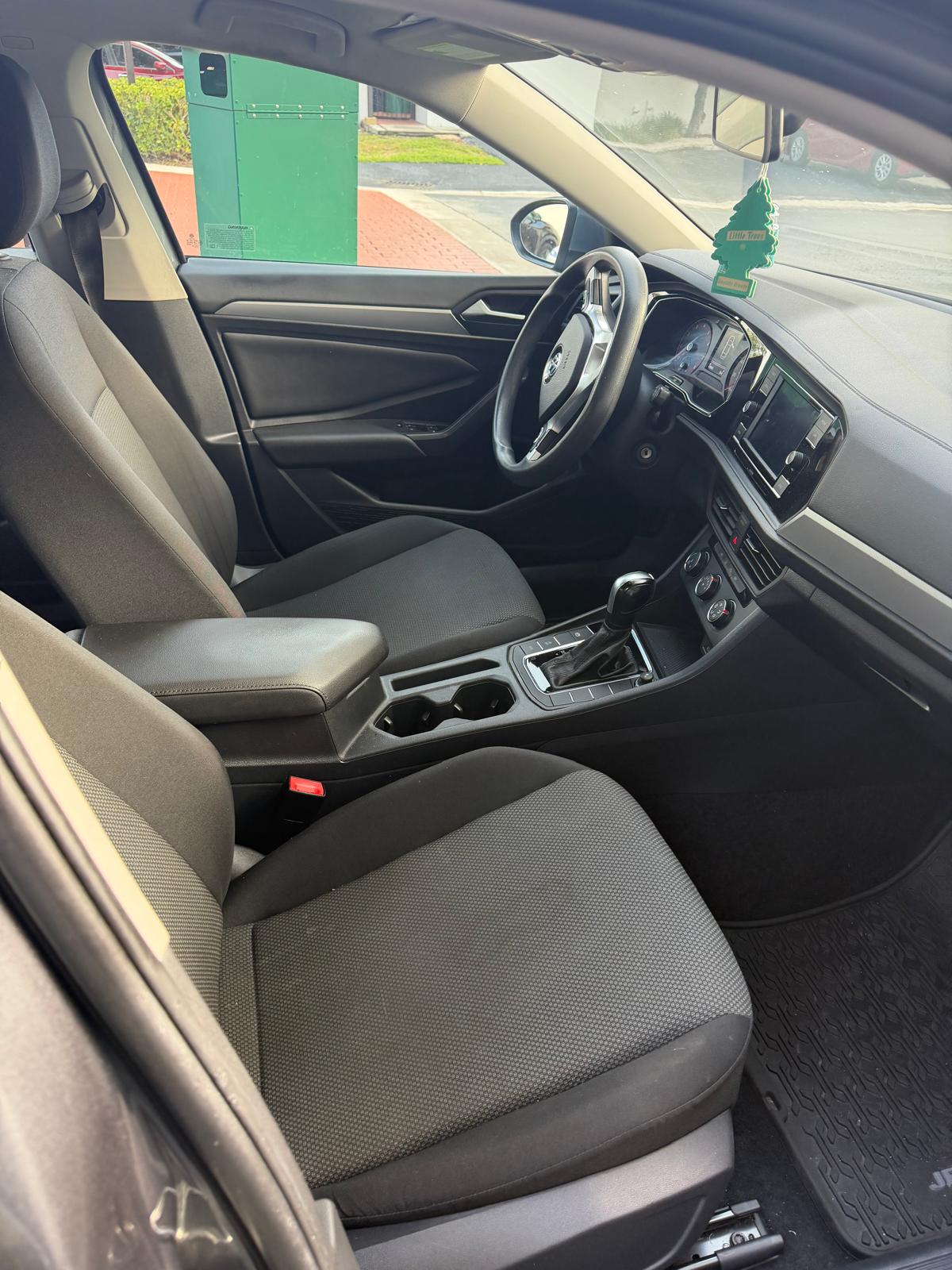 Used 2021 Volkswagen Jetta S w/ Driver Assistance Package FWD image 5