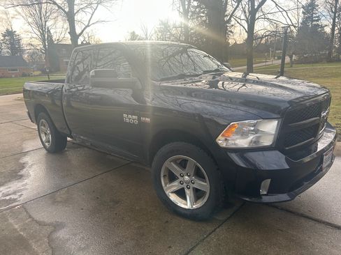 Used 2013 RAM 1500 Express image 11