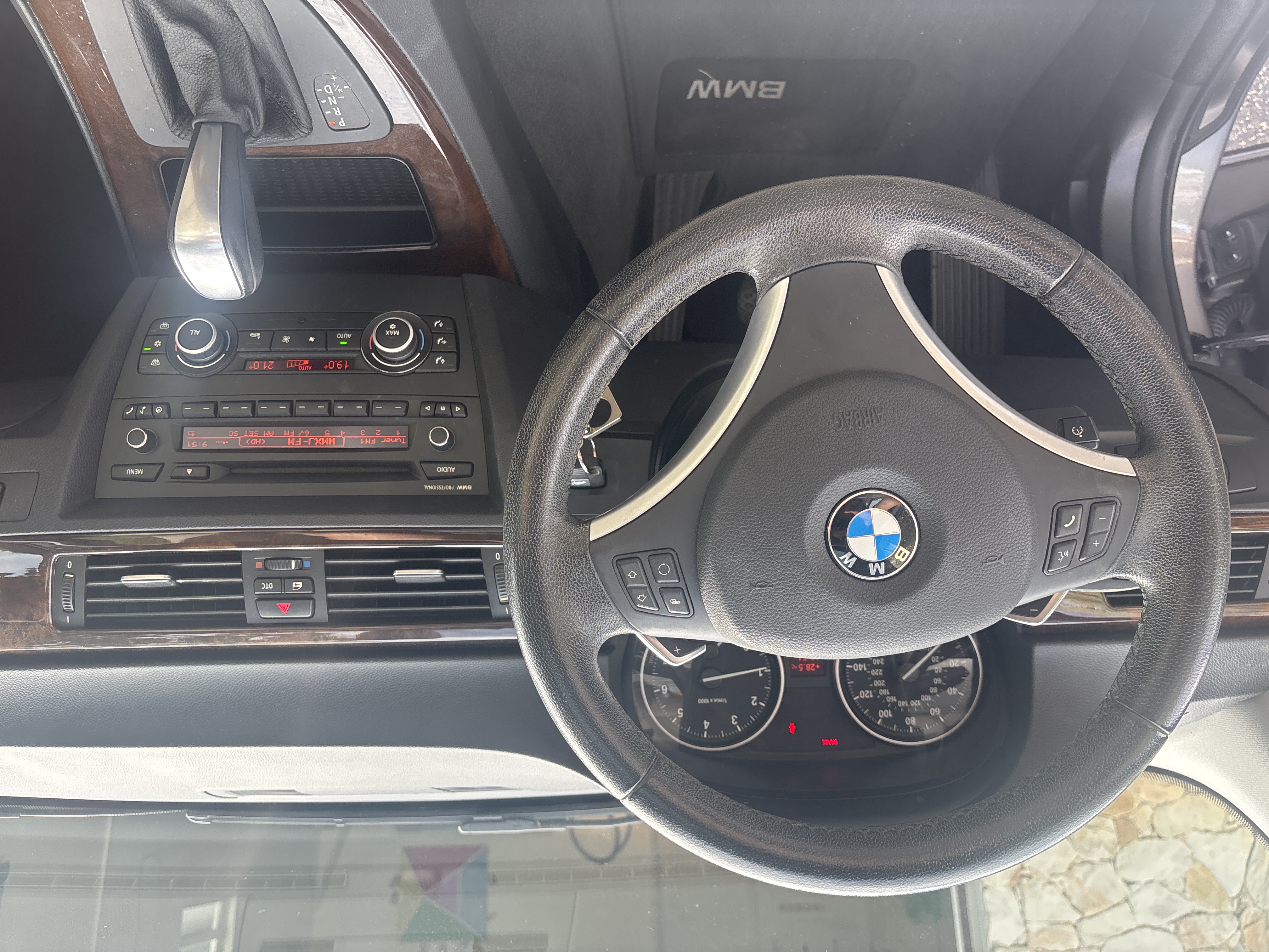 Used 2011 BMW 328i Sedan RWD image 6