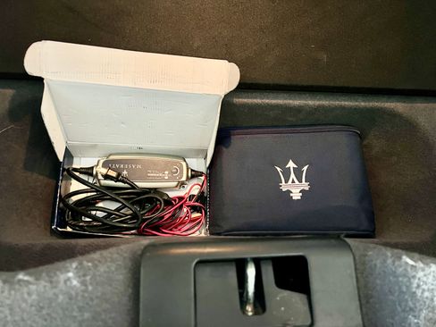 Used 2013 Maserati GranTurismo Sport image 31