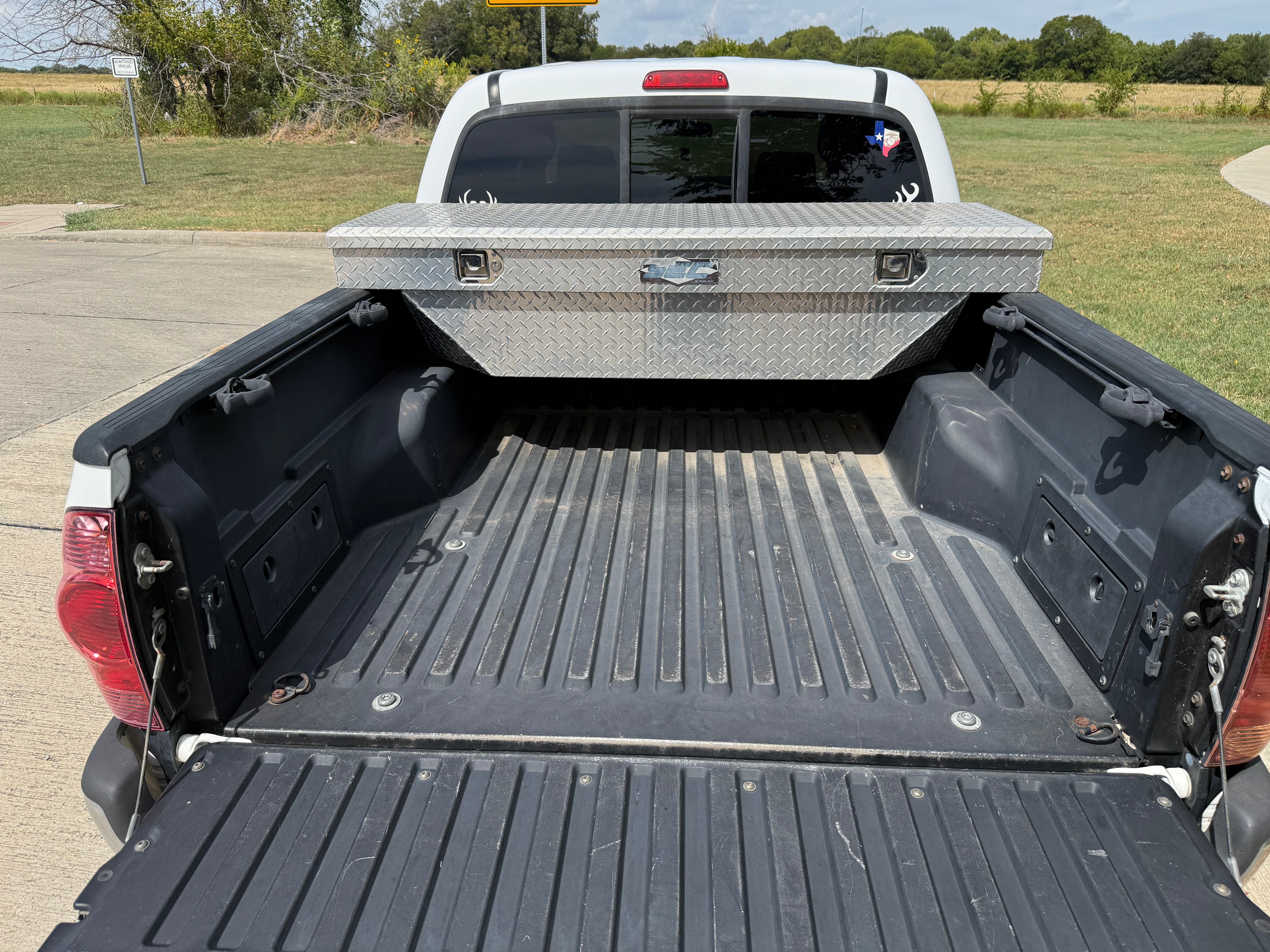Used 2006 Toyota Tacoma PreRunner w/ SR5 Pkg #2 RWD image 8