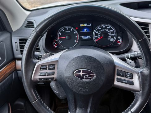 Used 2013 Subaru Outback 3.6R Limited w/ Special Appearance Pkg image 2