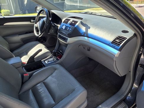 Used 2004 Acura TSX FWD image 5