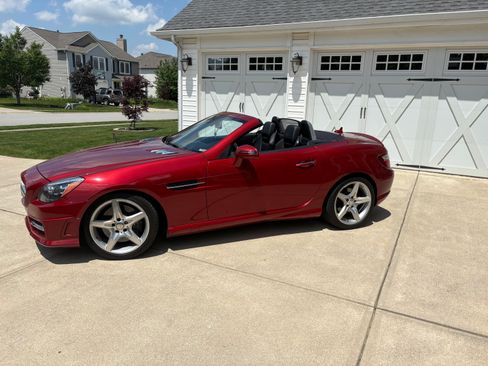 Used 2016 Mercedes-Benz SLK 300 image 6