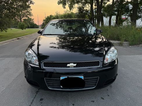 Used 2008 Chevrolet Impala LTZ FWD image 13