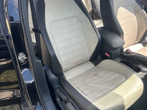 Used 2016 Volkswagen Jetta Sport w/ Lighting Package image 24