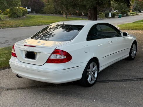 Used 2006 Mercedes-Benz CLK 350 Coupe image 6