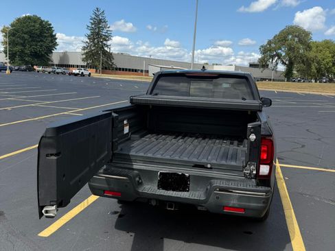 Used 2018 Honda Ridgeline Black Edition image 8