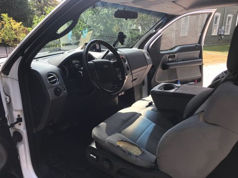 Used 2004 Ford F150 FX4 image 4