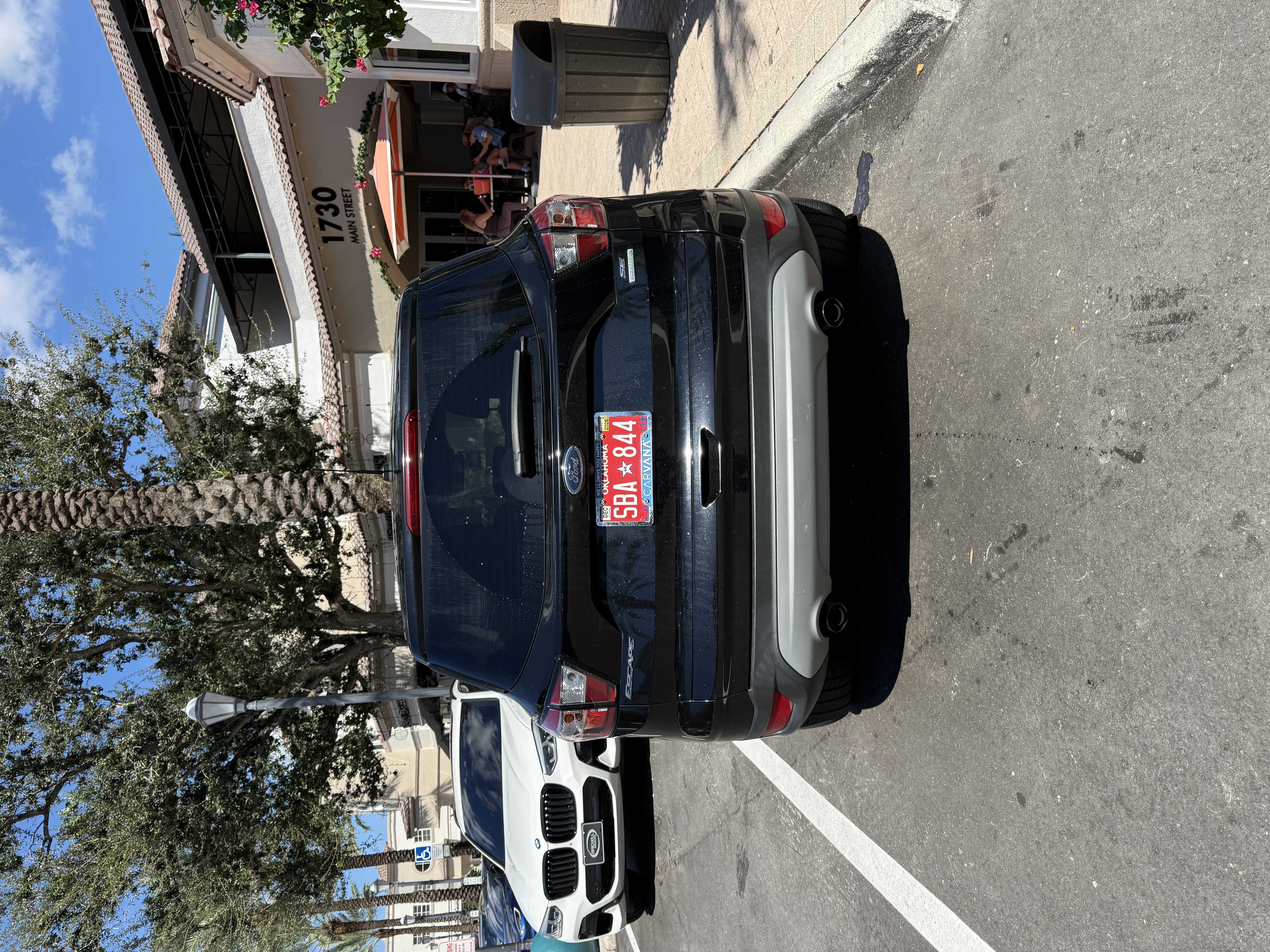 Used 2017 Ford Escape SE w/ SE Cold Weather Package FWD image 11