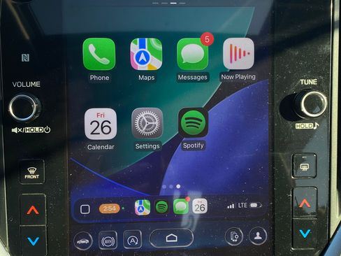 Used 2024 Subaru Crosstrek 2.0i Premium image 6