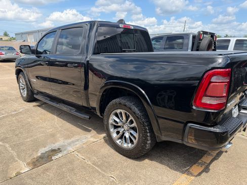 Used 2020 RAM 1500 Laramie w/ Sport Appearance Package AWD/4WD image 5