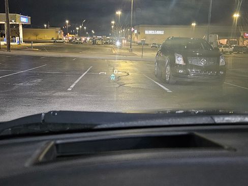 Used 2016 Cadillac XTS Vsport Platinum image 2