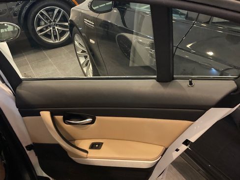 Used 2008 BMW M3 Sedan image 17