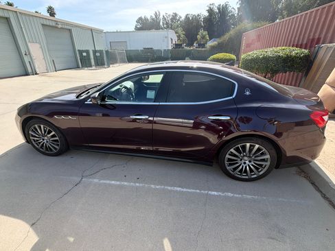 Used 2017 Maserati Ghibli Sedan 4D image 4