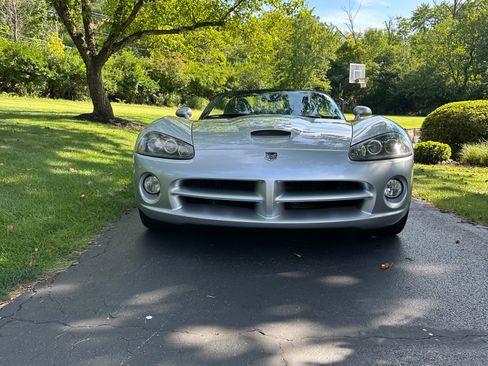 Used 2003 Dodge Viper SRT-10 RWD image 8