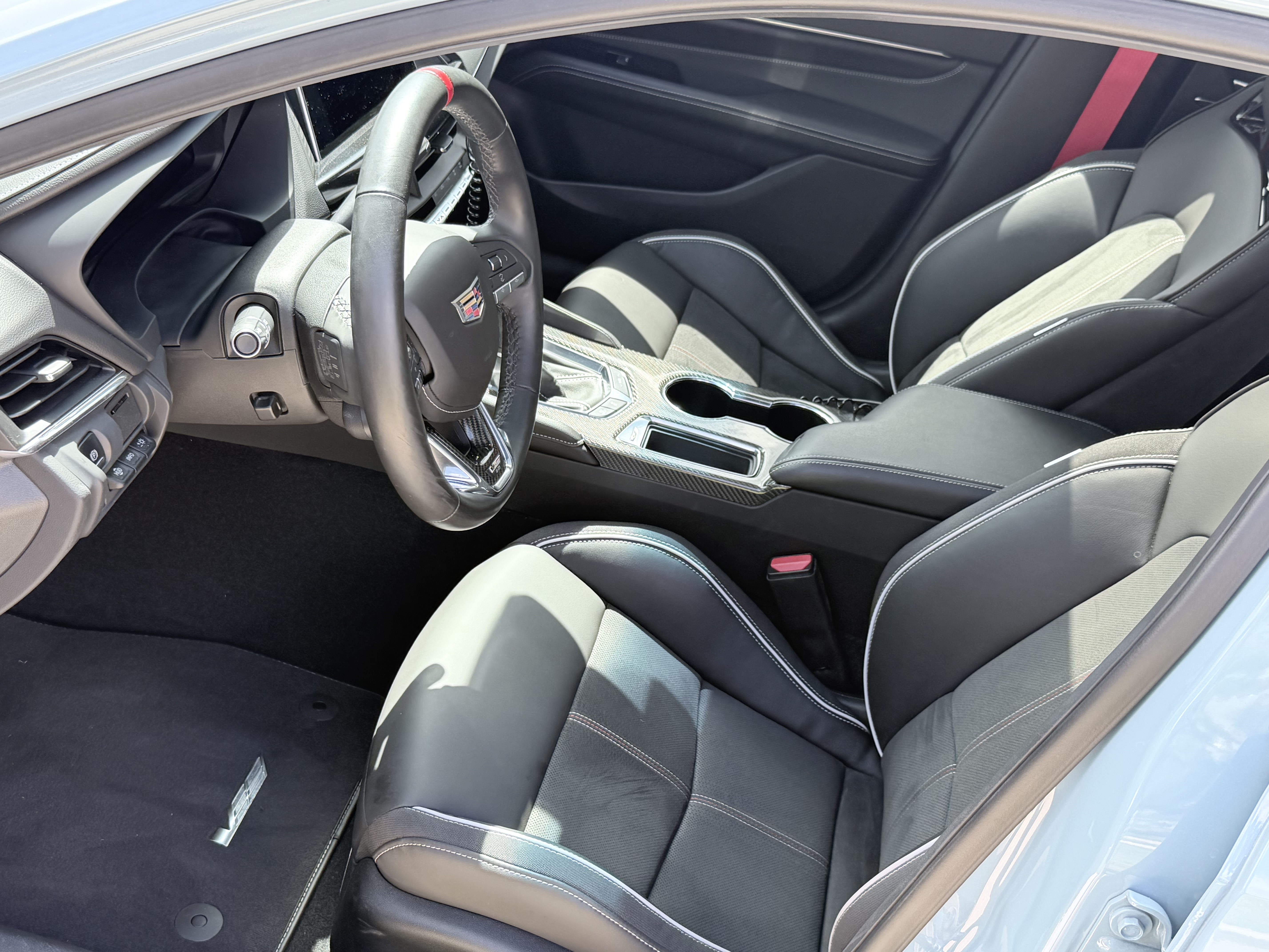 Used 2026 Cadillac CT4 V Blackwing w/ Technology Package RWD image 20