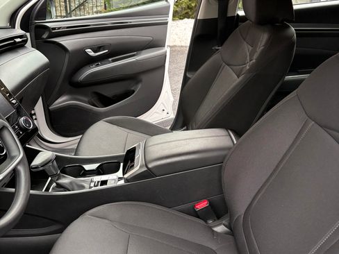 Used 2024 Hyundai Tucson SE image 11