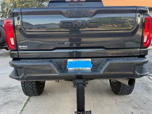 Used 2020 GMC Sierra 2500 Denali w/ Denali Ultimate Package AWD/4WD image 22