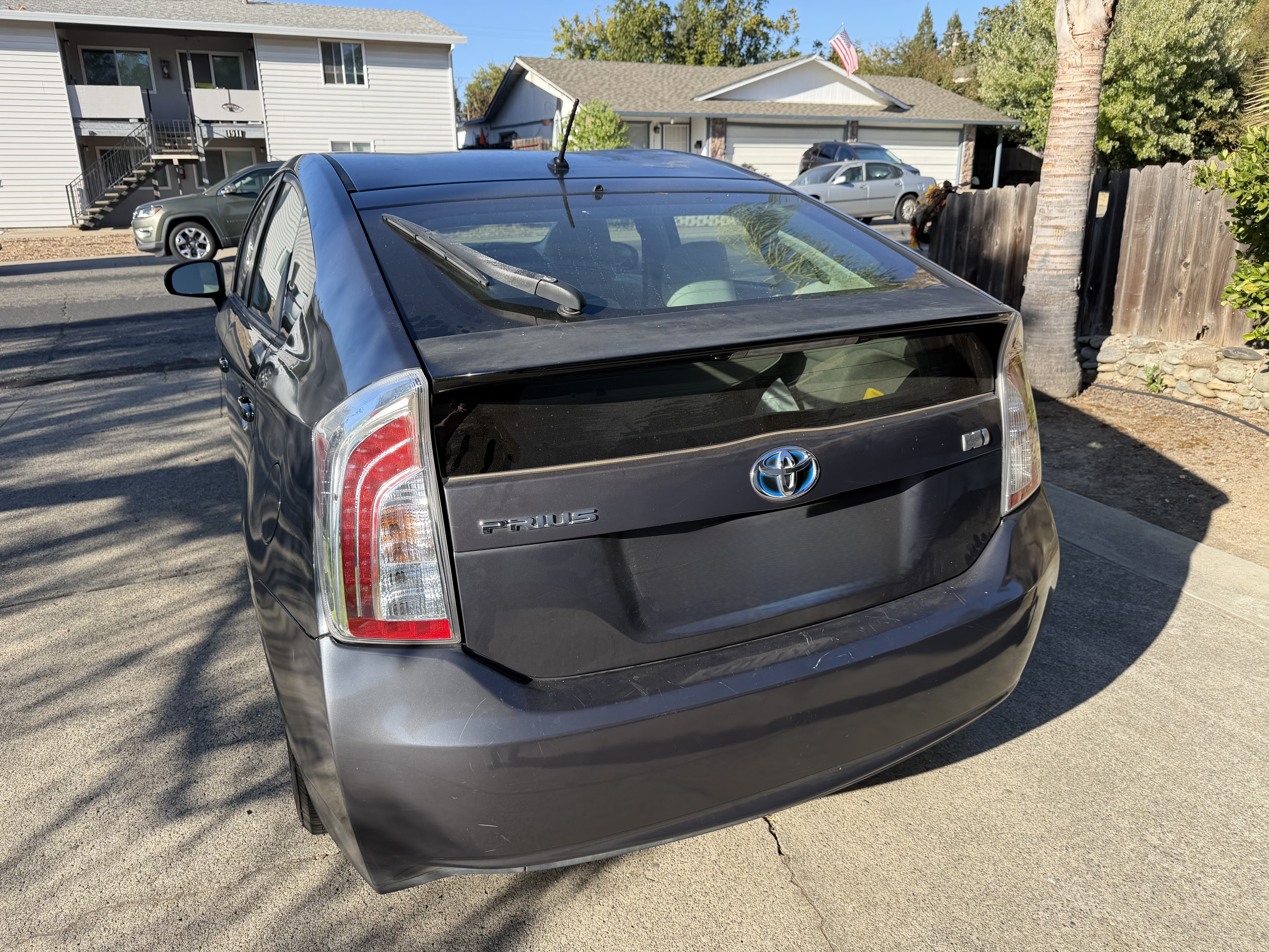 Used 2012 Toyota Prius Two w/ Preferred Accessory Pkg FWD image 6