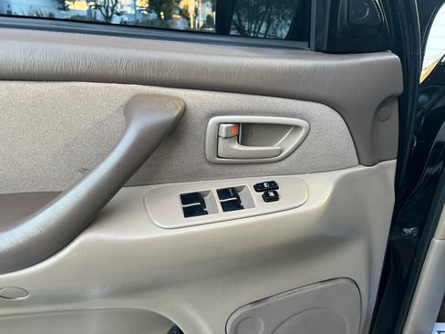 Used 2004 Toyota Tundra SR5 image 13