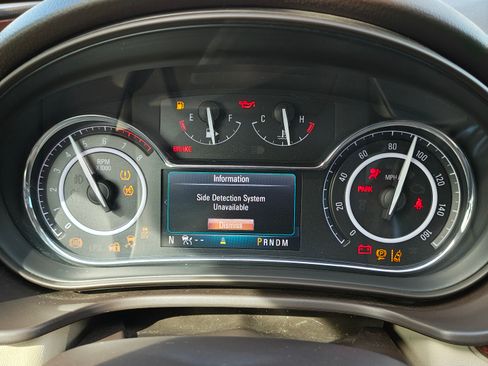 Used 2014 Buick Regal Premium w/ Driver Confidence Package #2 image 9