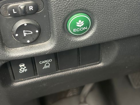Used 2017 Honda Ridgeline RTL-T image 27