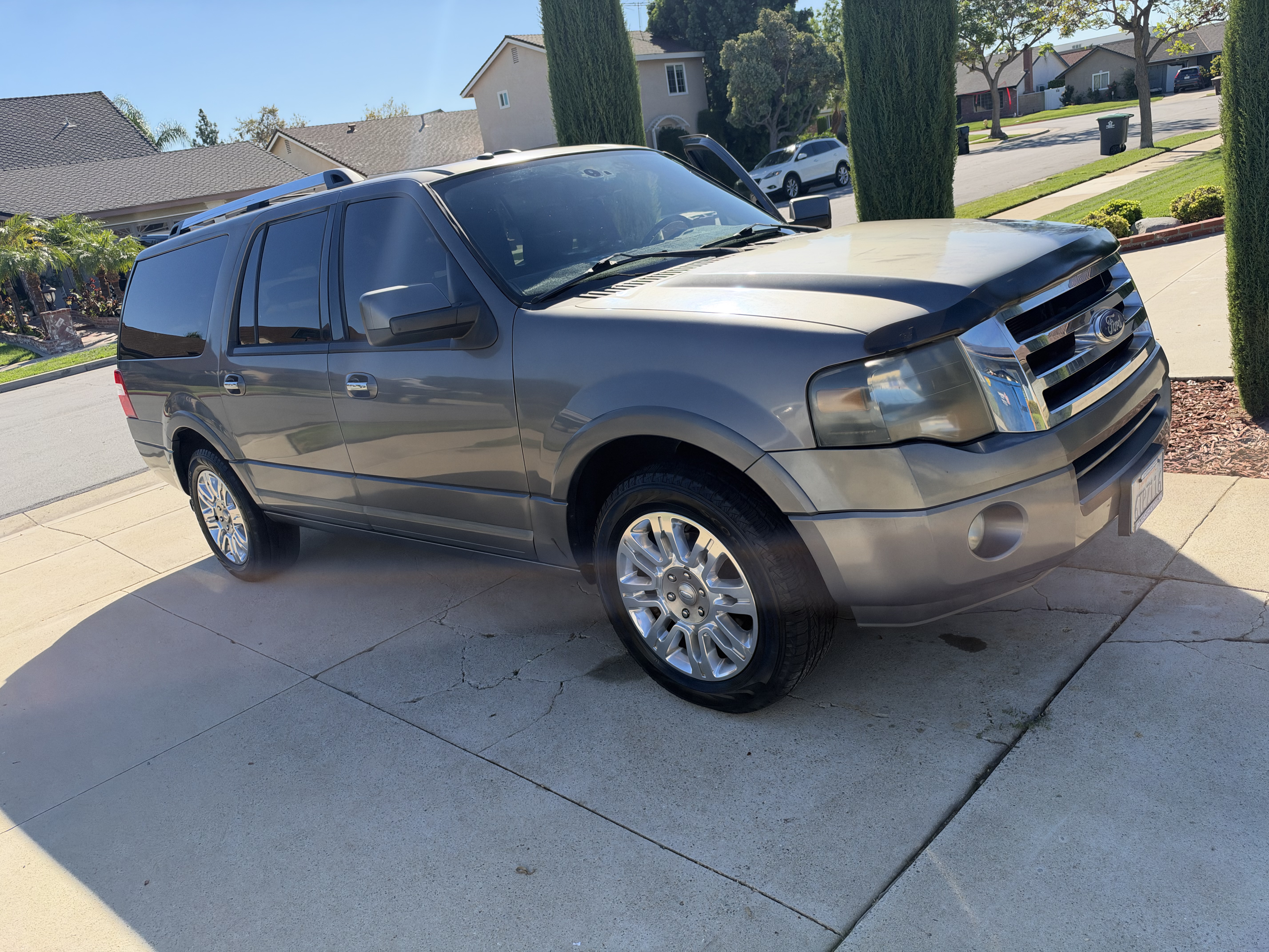 Used 2011 Ford Expedition EL Limited w/ 301A Rapid Spec Order Code RWD image 8
