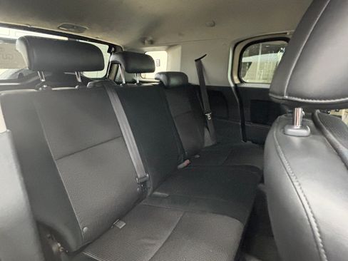 Used 2008 Toyota FJ Cruiser 4WD image 9
