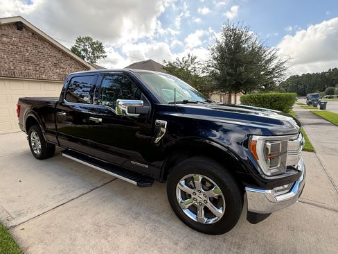 Used 2021 Ford F150 Lariat AWD/4WD image 4