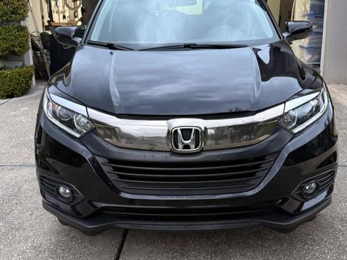 Used 2021 Honda HR-V EX image 1