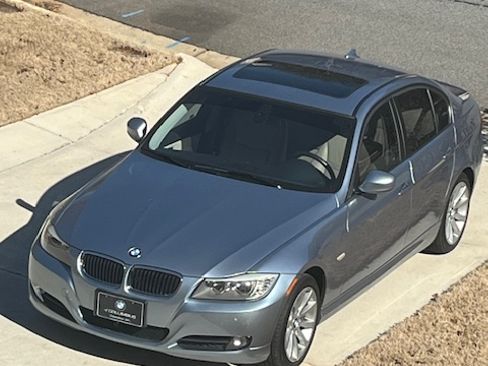 Used 2011 BMW 328i 328i Sedan 4D image 1