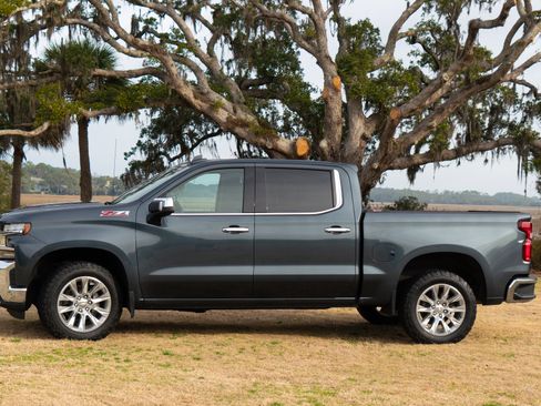 Used 2020 Chevrolet Silverado 1500 LTZ image 1