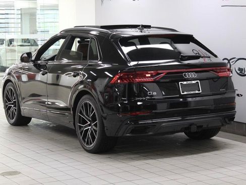 Used 2020 Audi Q8 Prestige w/ Prestige Package image 5