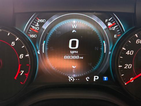 Used 2017 Chevrolet Camaro SS RWD image 10