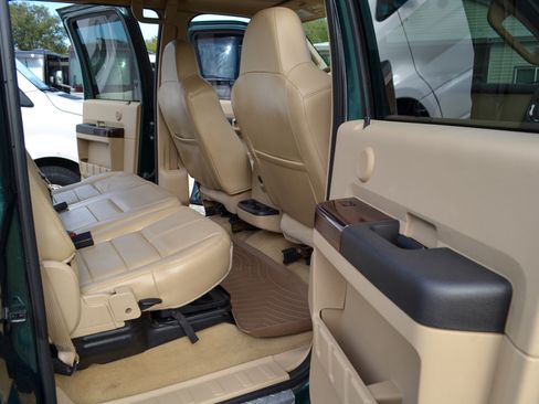 Used 2008 Ford F450 Lariat image 12