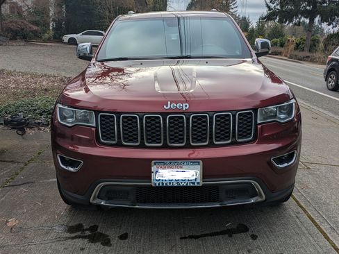 Used 2019 Jeep Grand Cherokee Limited image 2