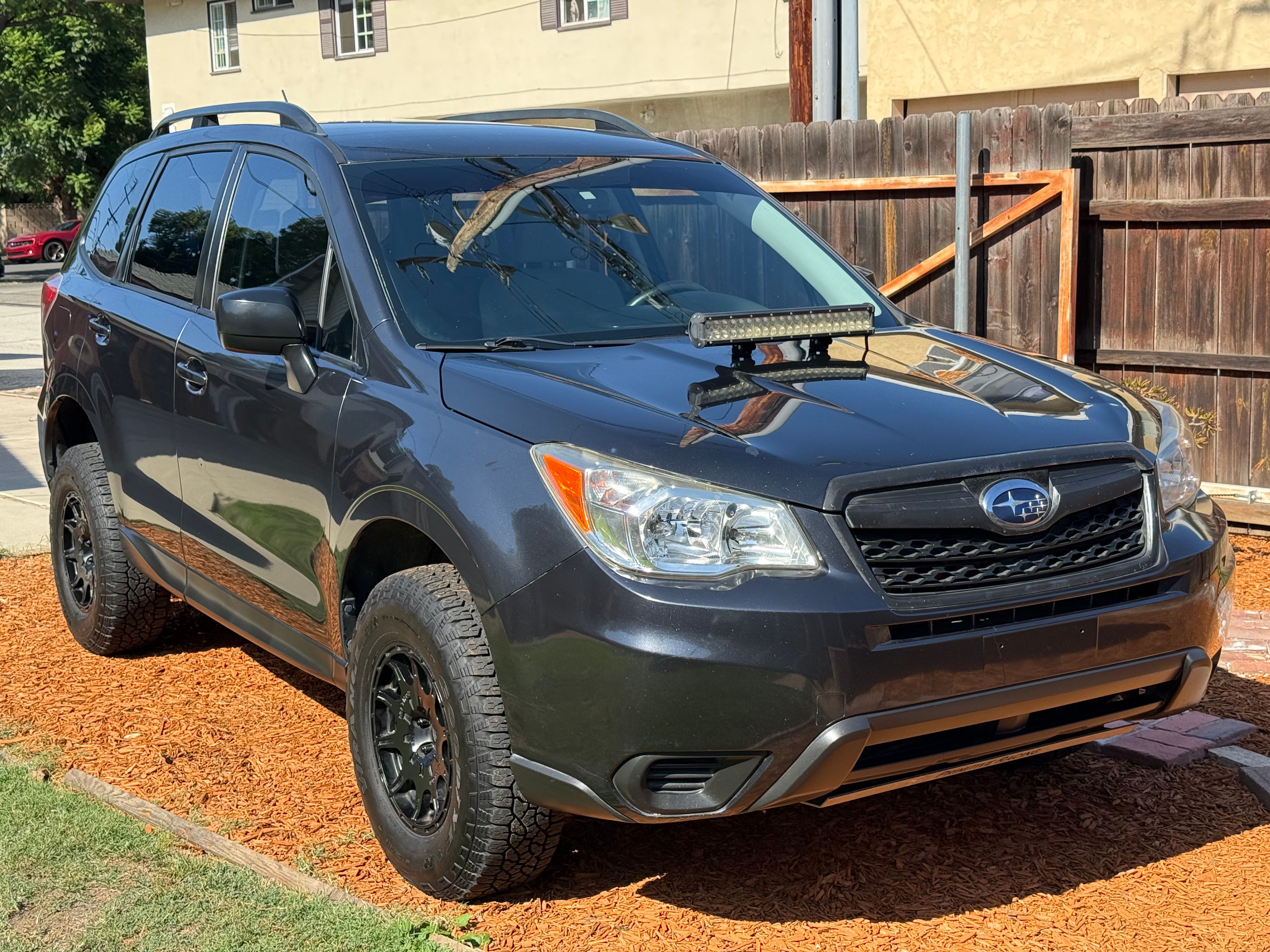 Used 2015 Subaru Forester 2.5i w/ Alloy Wheel Package AWD/4WD image 5