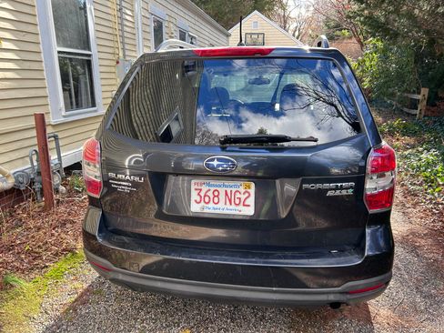 Used 2014 Subaru Forester 2.5i Premium w/ All-Weather Package image 11