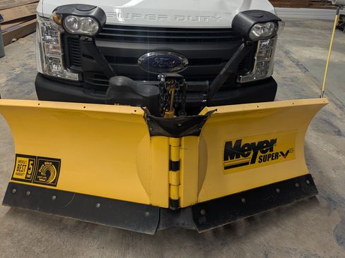 Used 2017 Ford F250 XL image 21