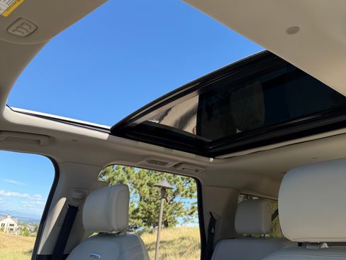 Used 2020 Ford Expedition Max Platinum AWD/4WD image 17