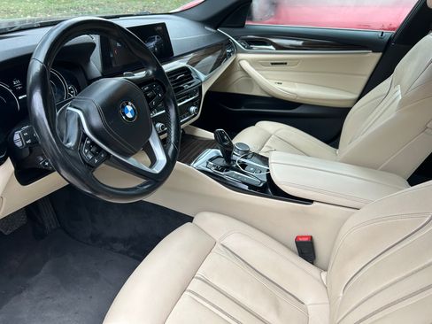 Used 2018 BMW 530e w/ Premium Package 2 image 2