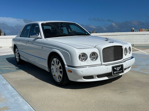 Used 2005 Bentley Arnage R image 2