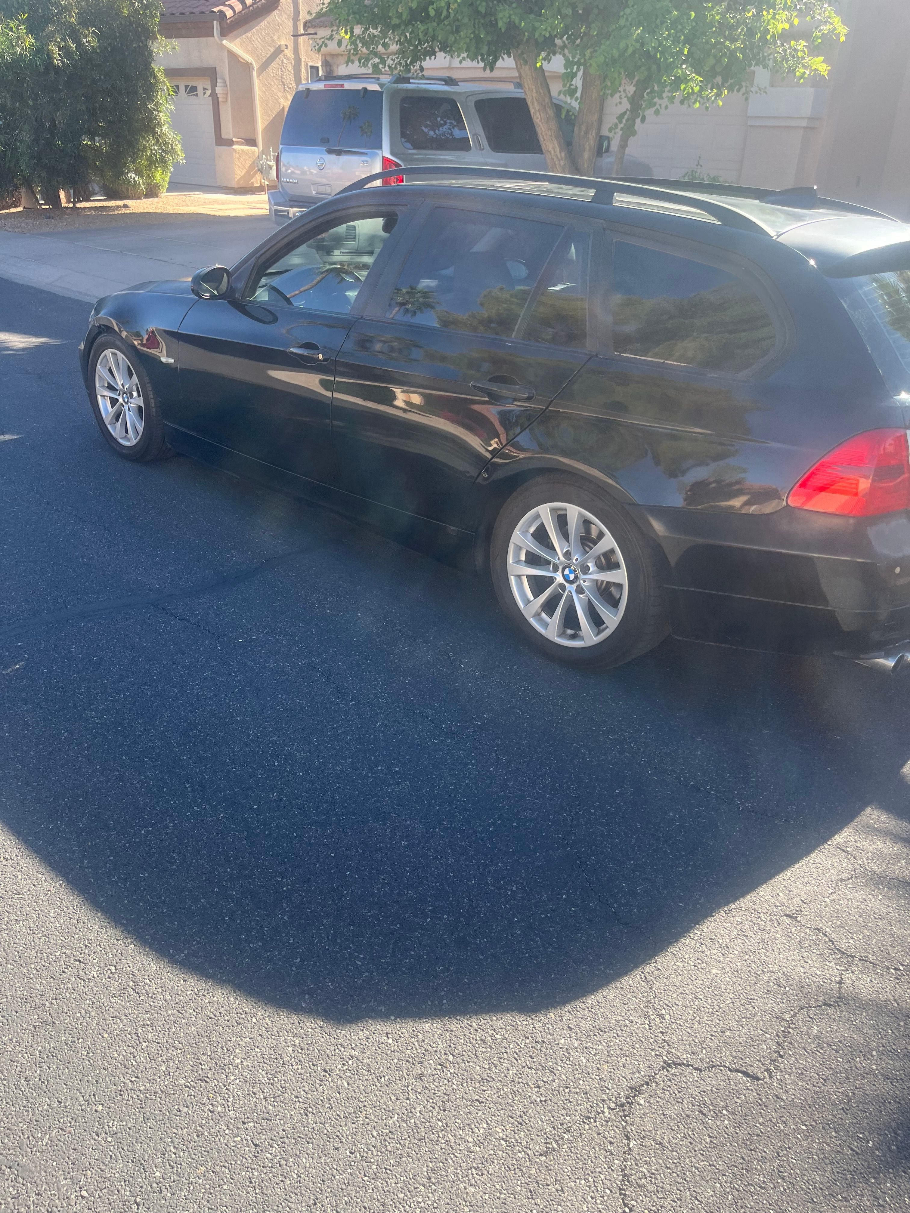 Used 2007 BMW 328i Wagon RWD image 4