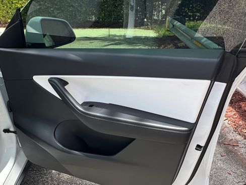 Used 2021 Tesla Model Y Performance AWD/4WD image 44