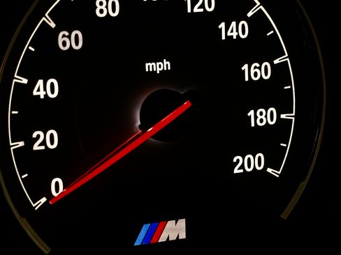 Used 2018 BMW M4 Coupe w/ Competition Package image 6