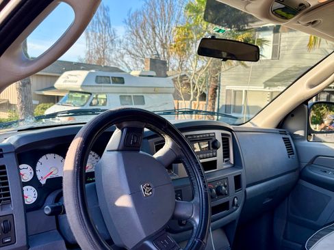 Used 2006 Dodge Ram 1500 Truck SLT image 4