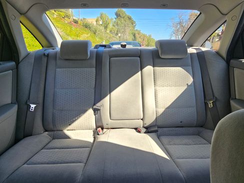 Used 2005 Ford Five Hundred SEL image 13